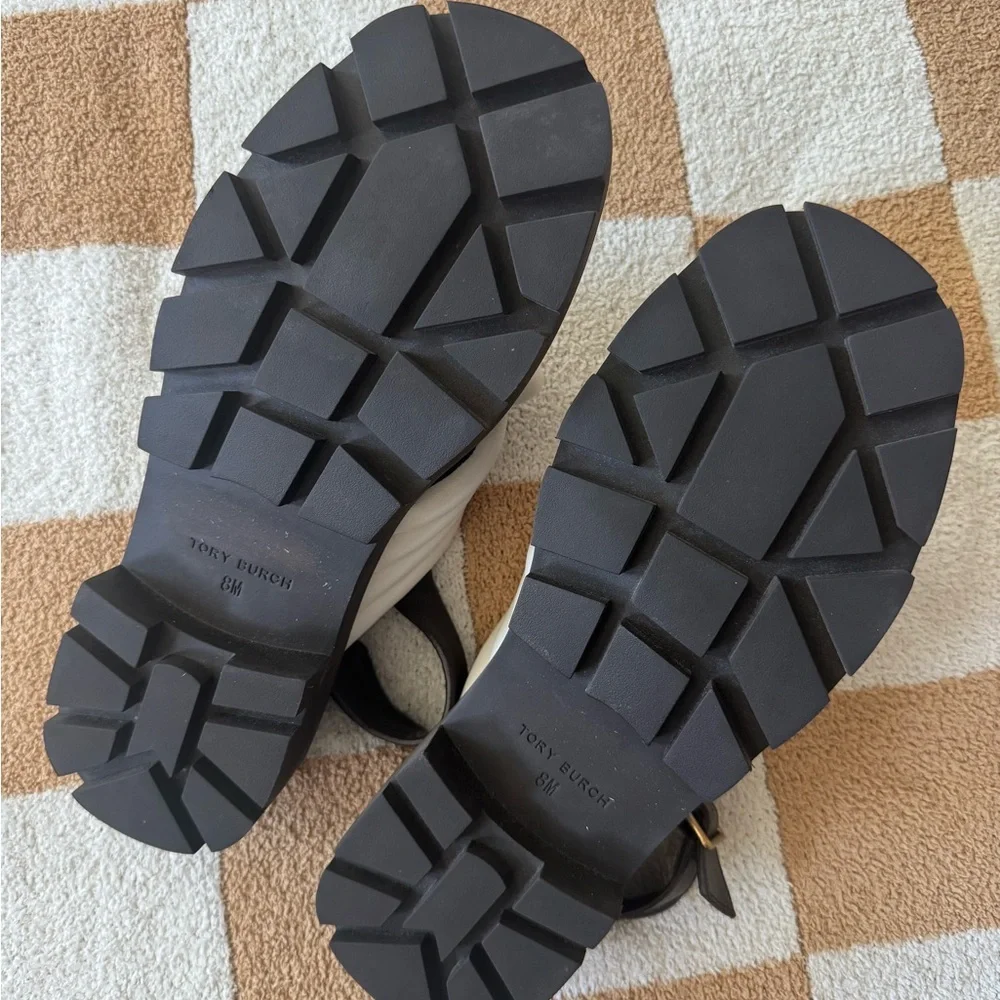 Tory Burch Lug Sole Heeled Sandals Quilted Leather Crisscross size 8 - Picture 8 of 11